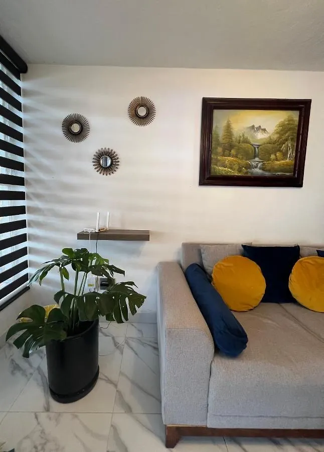 Comfortable Apartment With Parking, Best Location Guadalajara